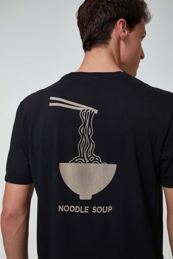 Camiseta-Noodles---I23-Preto---P