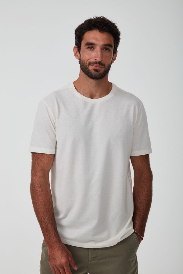 Camiseta-Piquet-Linho-Eco---V24-Natural-|-Tamanho-P