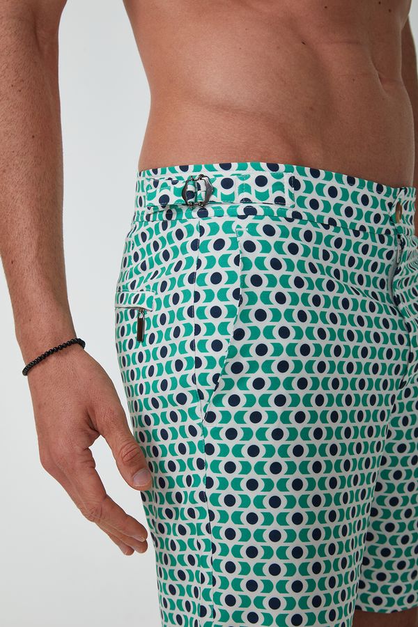 Shorts-Agua-Buzios-Geometrico---V24-Verde-Off-Marinho-|-Tamanho-40