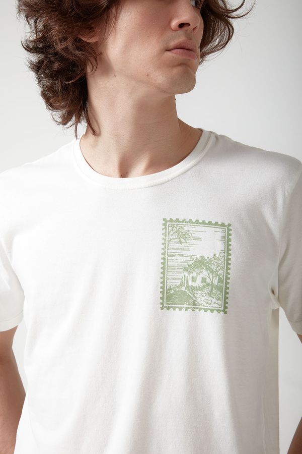 Camiseta-Selo-Vintage---I24-Off-White-|-Tamanho-P