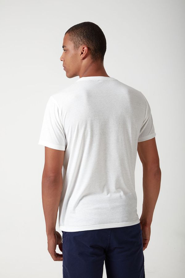 Camiseta-Eco-Recorte---I24-Off-White-|-Tamanho-P
