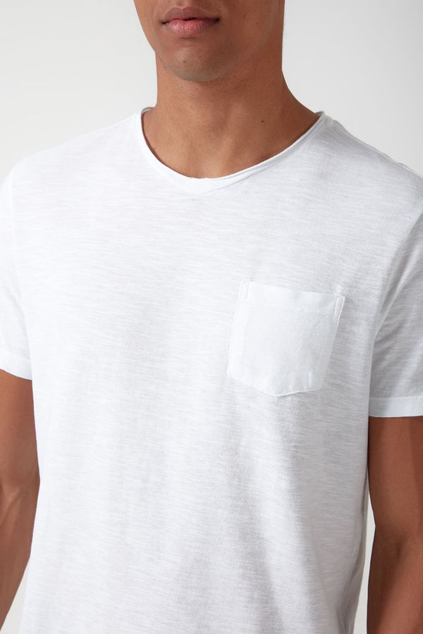 Camiseta-Hava---I24-Branco-|-Tamanho-M